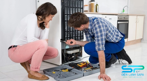 Bạn nên kiểm tra và bảo dưỡng định kỳ tủ lạnh để phát hiện kịp thời tình trạng tủ lạnh ngăn mát không lạnh
