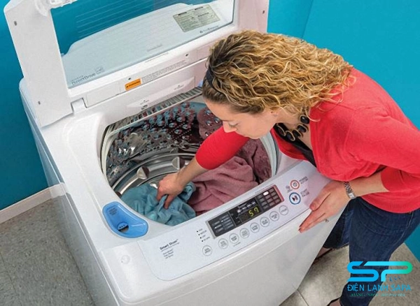 Bạn nên thường xuyên vệ sinh máy giặt LG cửa trên để máy có thể hoạt động ổn định
