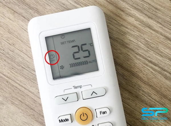 Cách sử dụng máy lạnh vào mùa mưa ẩm