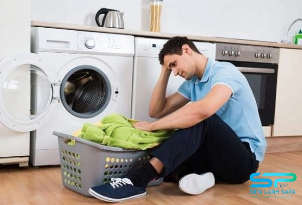 Dịch vụ vệ sinh máy giặt giá rẻ quận 2 dễ làm ẩu, gây hư hỏng, tư vấn sai lệch và phục vụ kém chuyên nghiệp.