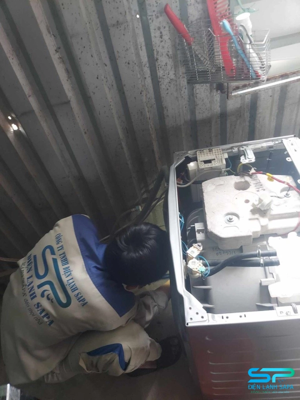 Điện Lạnh Sapa với đội ngũ kỹ thuật viên chuyên nghiệp, giàu kinh nghiệm