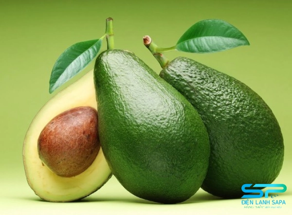 Không nên bảo quản quả bơ trong tủ lạnh
