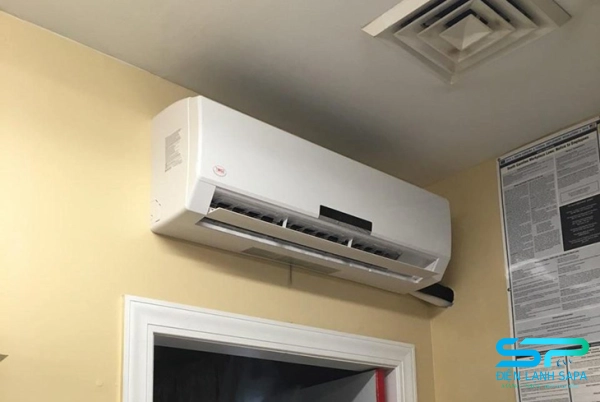 Lắp đặt điều hòa/máy lạnh ở góc tường
