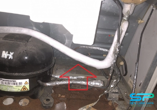 Nguyên nhân tủ lạnh Quận 1 thiếu gas: ống thủng, mối hàn hở, oxi hóa