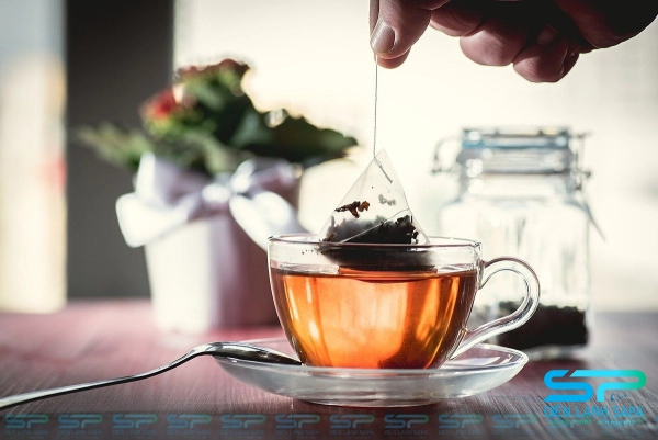Sử dụng túi trà để khử mùi tủ lạnh