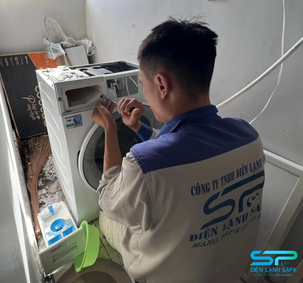 Tháo lồng, mâm giặt, vỏ nắp, bảng điều khiển an toàn, không ảnh hưởng cấu trúc máy
