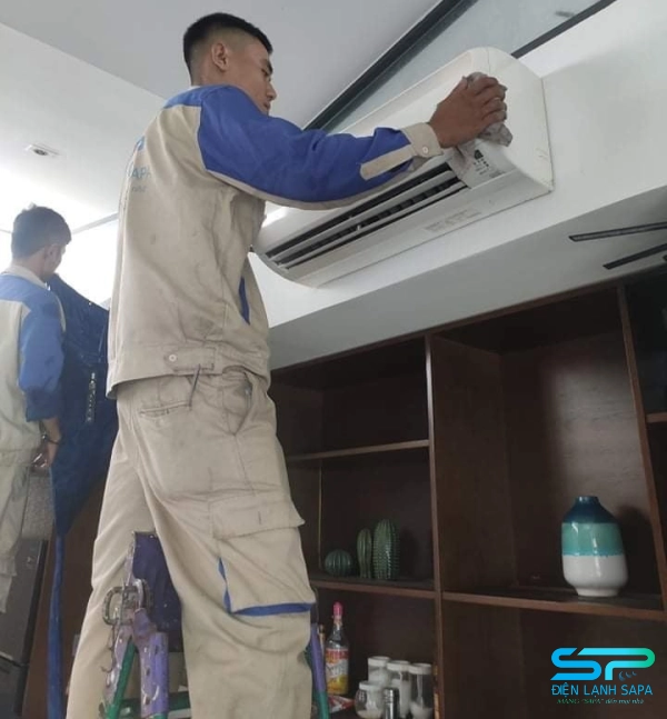 Thuê dịch vụ tháo lắp máy lạnh giúp an toàn, đúng kỹ thuật, có bảo hành và hỗ trợ nhanh