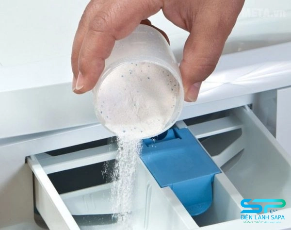 vệ sinh lồng giặt của máy giặt Sanyo