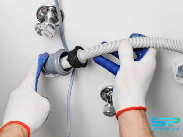 Vệ sinh van cấp nước và đường ống