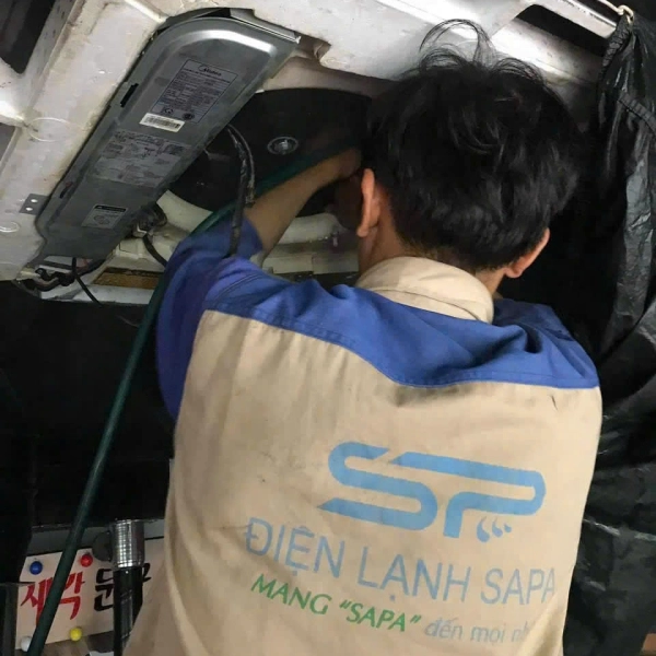 Vệ sinh máy lạnh cửa hàng Phường 3 Quận 8