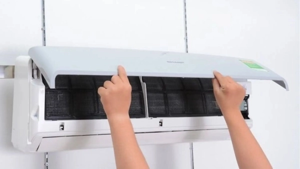 Cách tháo máy lạnh cũ và vệ sinh máy lạnh tại nhà đơn giản