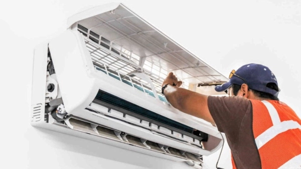 Nguyên nhân khiến máy lạnh chớp đèn liên tục và cách khắc phục