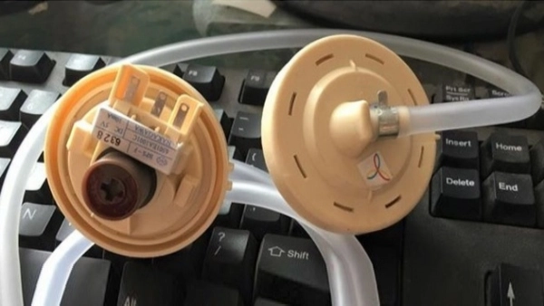 Phao áp suất máy giặt: Chức năng và hướng dẫn kiểm tra chuẩn xác
