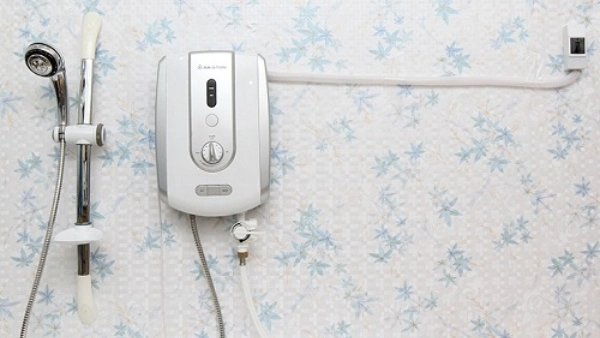 Sửa máy nước nóng Ariston tận nơi, uy tín tại TP.HCM