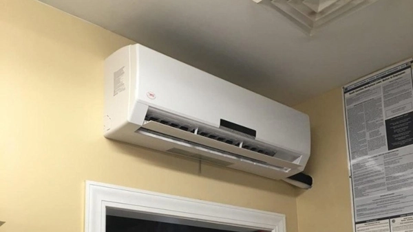 9 Vị trí lắp đặt máy lạnh trong phòng ngủ cực hợp lý cho mọi nhà
