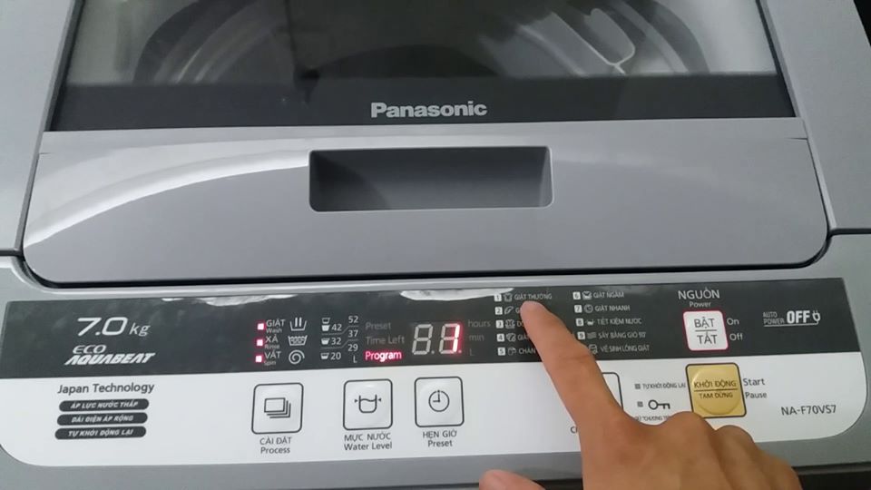 sử dụng chế độ vệ sinh máy giặt Panasonic