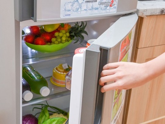 cách sử dụng tủ lạnh Sharp tiết kiệm điện hiệu quả