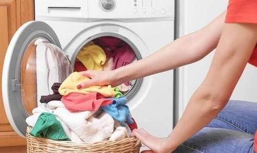 vệ sinh máy giặt bằng baking soda đơn giản hiệu quả